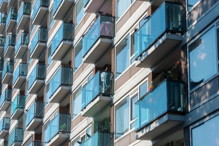 What Nobody Tells You Before Signing Your First Lease